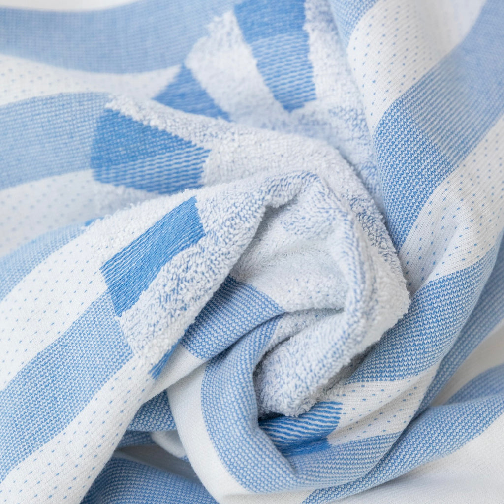 Italian Summer - Portovenere Blue and the Portofino beach towel